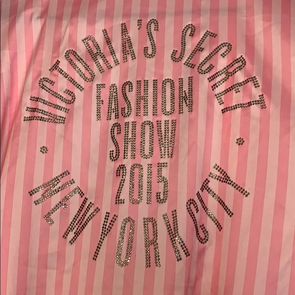 2015 Victoria’s Secret Fashion Show Angel Robe